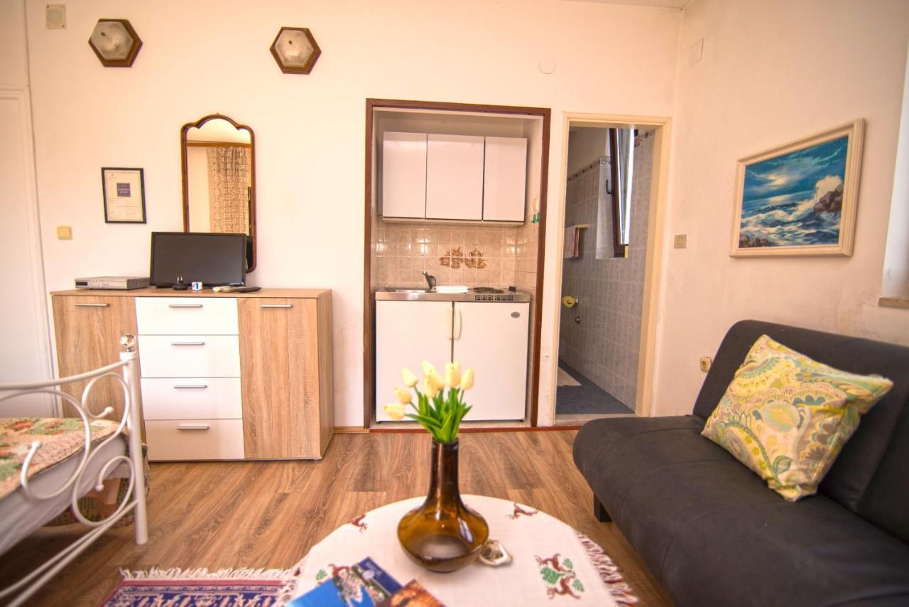 Apartamento Nena Mali Lošinj Exterior foto